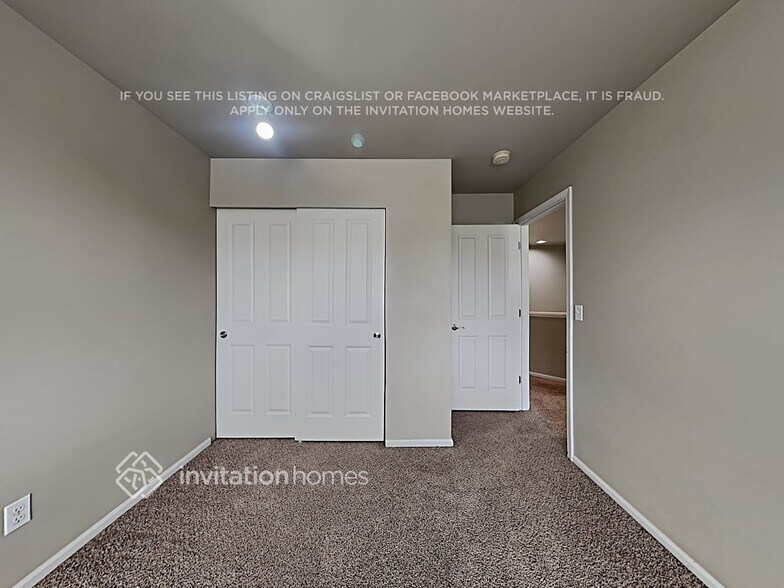 Building Photo - 2705 86th Dr NE