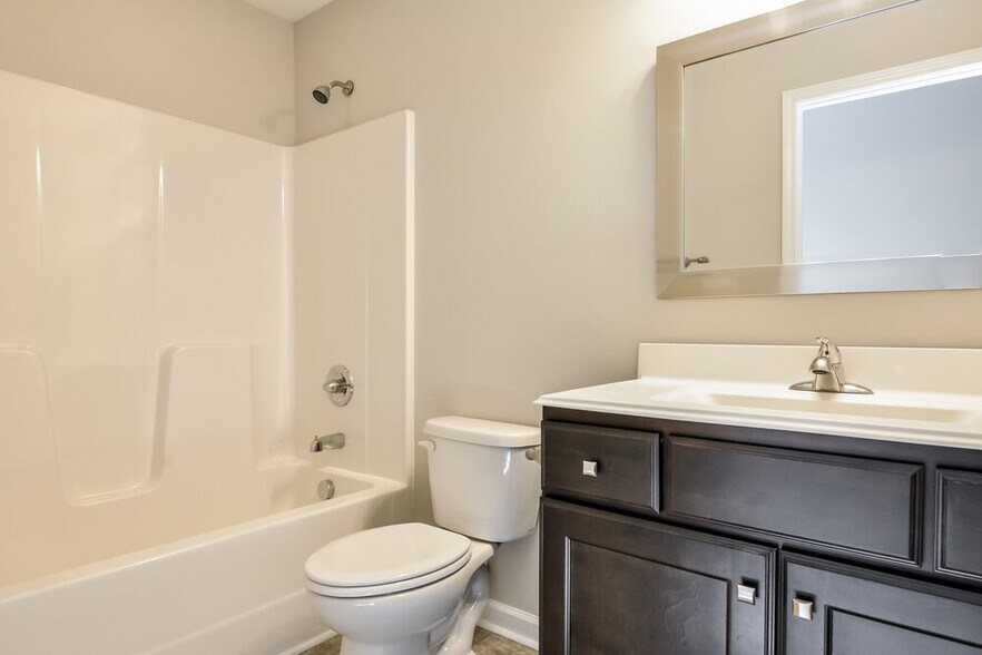 Building Photo - 1253 Braemar Highland Dr