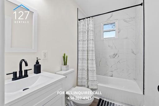 Building Photo - Beautiful Single Family Home!