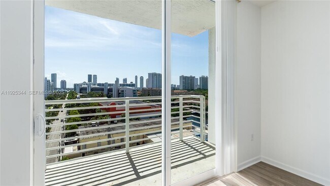 Building Photo - 18800 NE 29th Ave