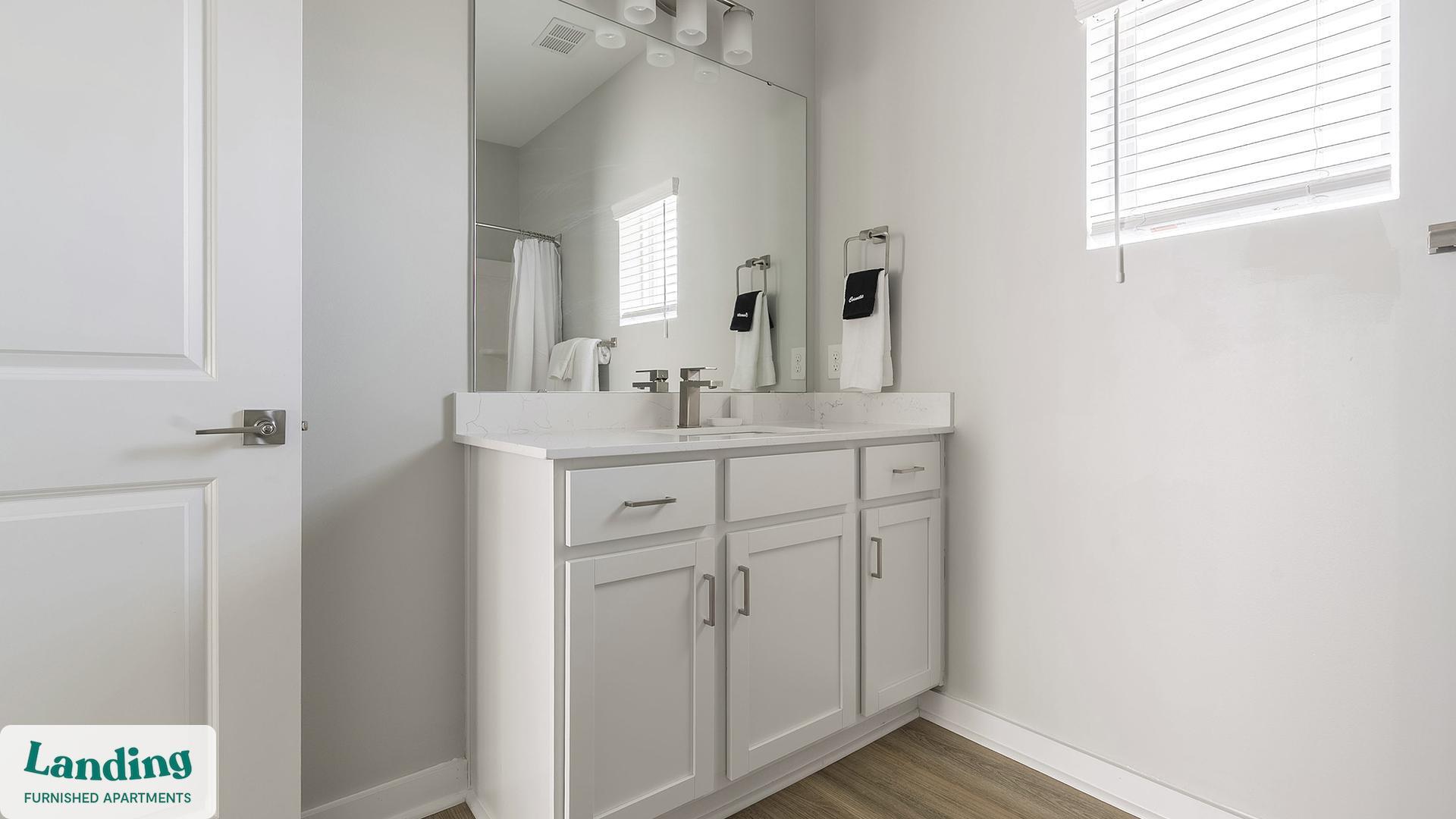 Building Photo - 1720 Rocky River Rd