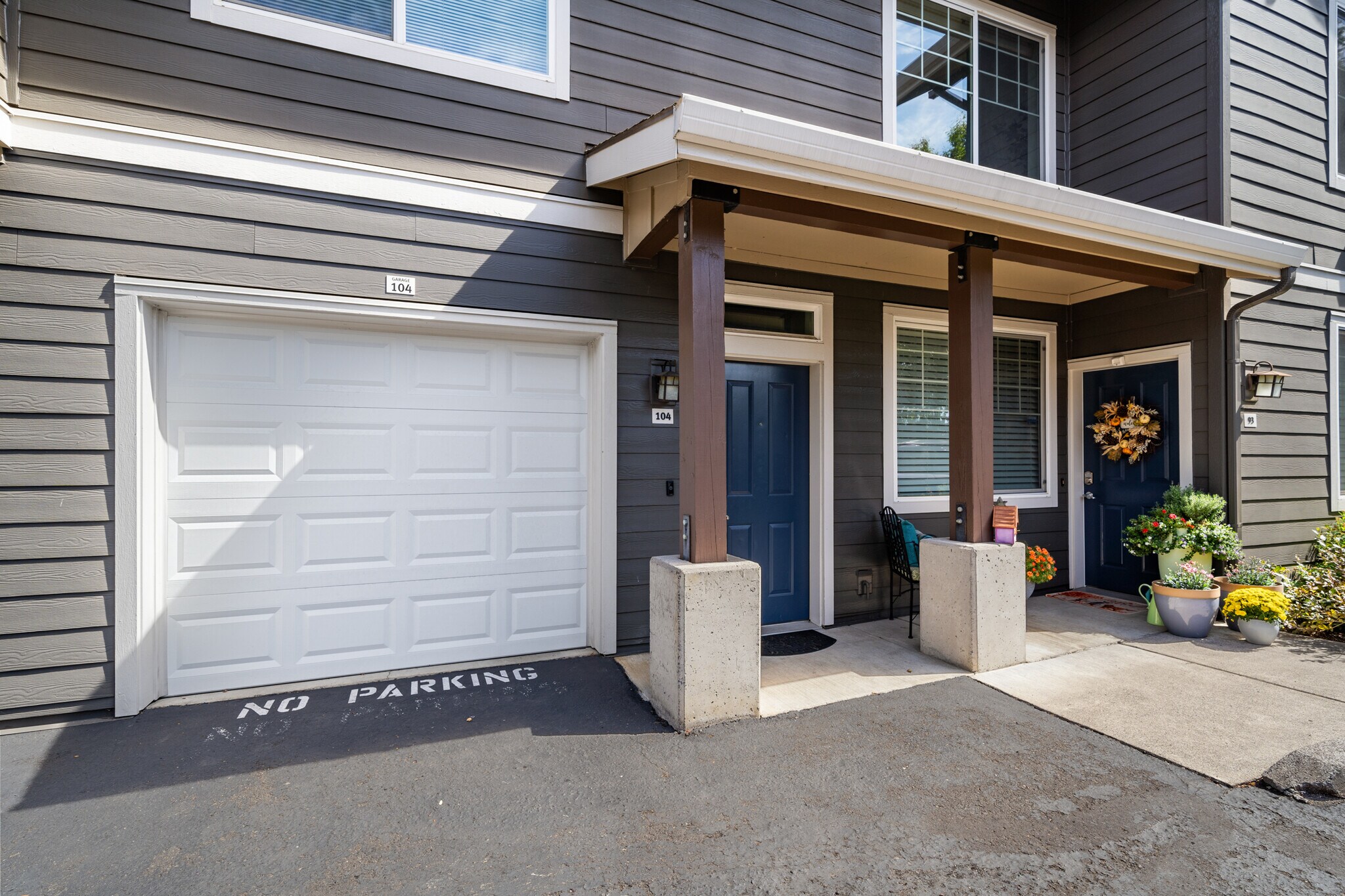 Entrance/Garage Door - 10800 SE 17th Cir