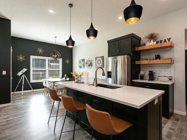 Building Photo - Your Dream Home Just Hit the Market – Don’t Miss Out!