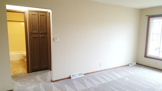 Building Photo - 3718 Convair Ln