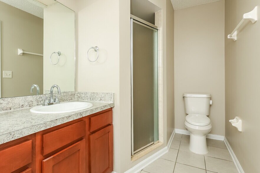 Building Photo - 338 Wildberry Ct
