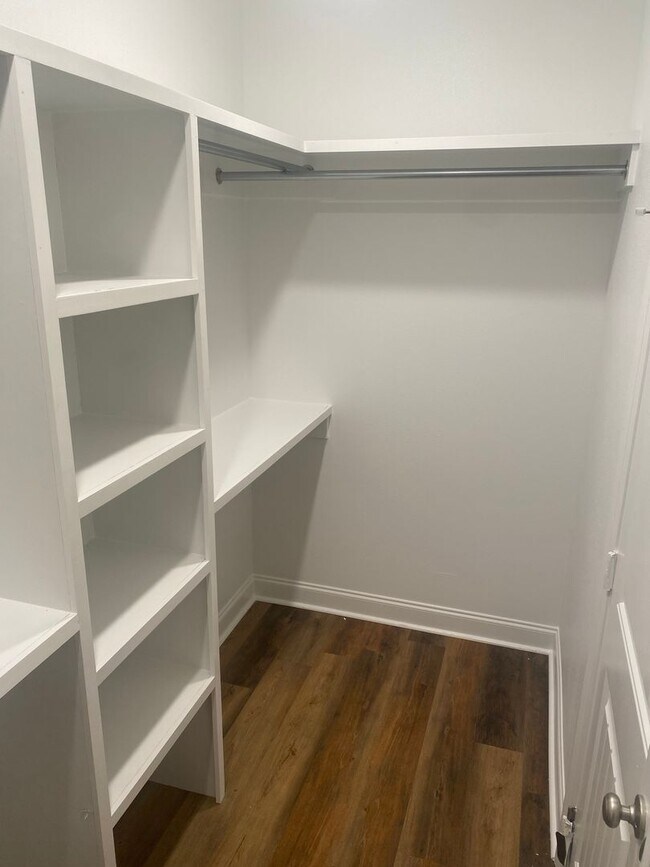 Building Photo - Leasing Now!