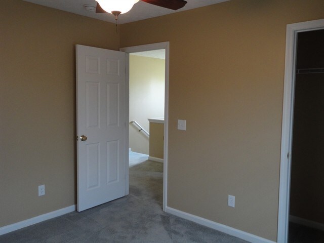 Building Photo - 9865 Whispering Pine Dr