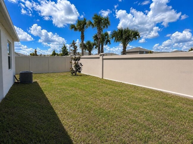 Building Photo - 5201 Green Belt Dr