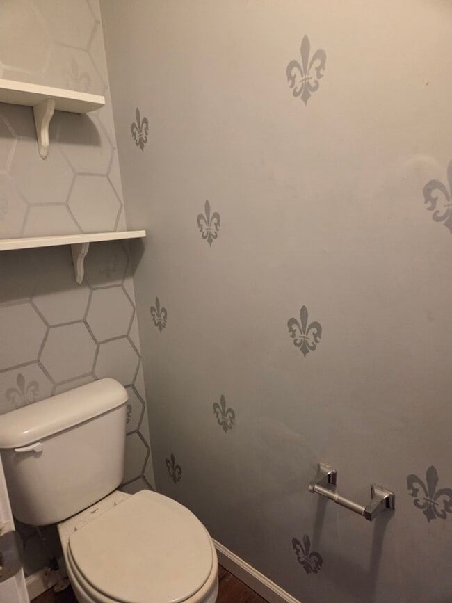 Building Photo - $2,350 - 4 Bedroom 2.5 Bathroom Unfurnished Home Near WCU