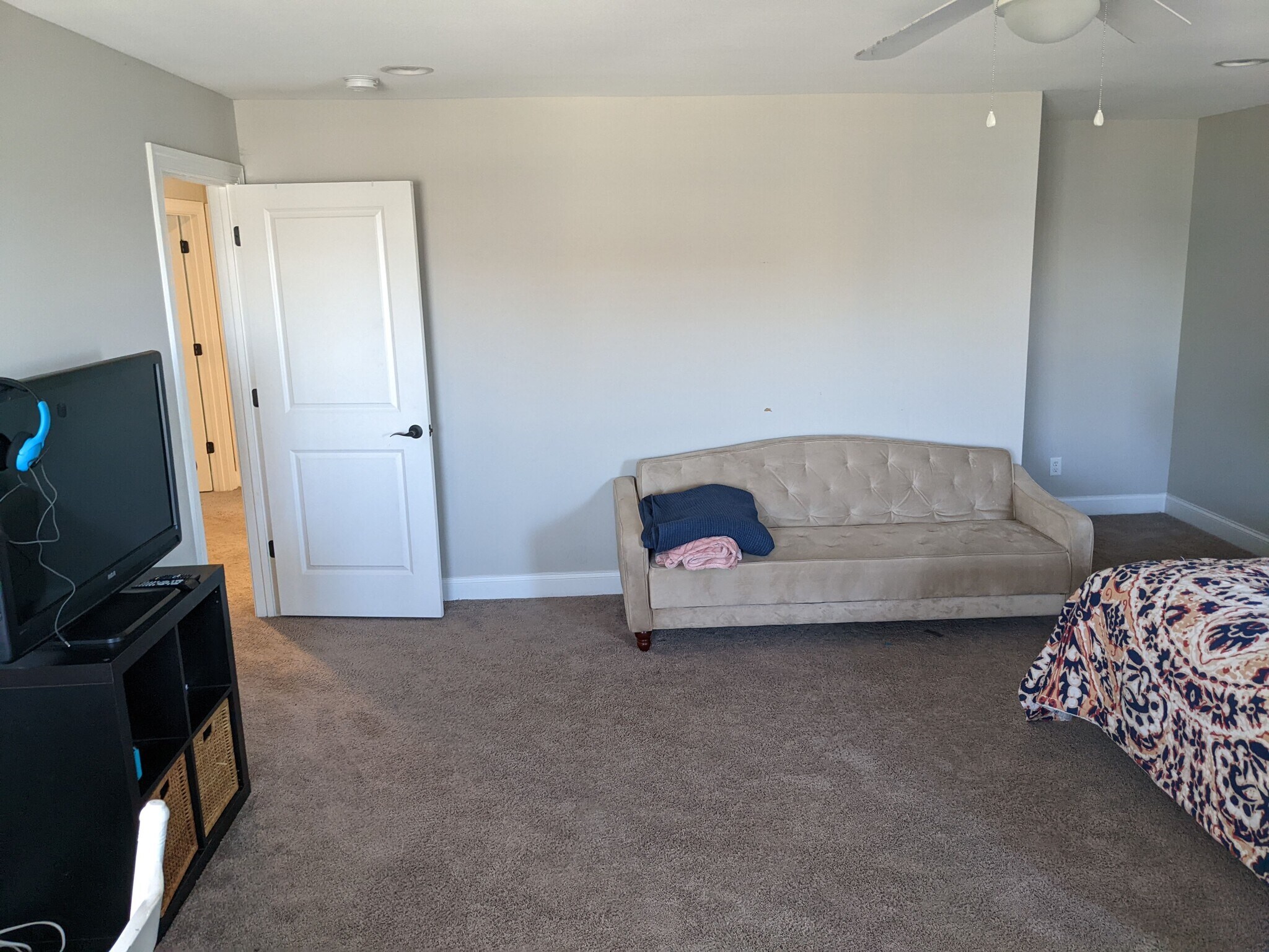 Bedroom 2 (Upstairs) - 7458 White Pine Dr