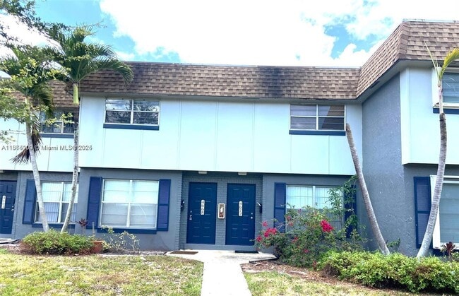 Building Photo - 4668 NW 9th Dr