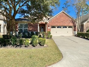 Building Photo - 147 Clearmont Pl