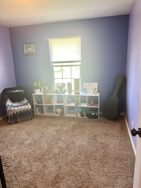 Building Photo - 390 Brook Ave