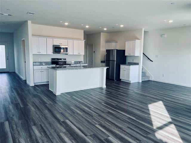 Building Photo - 1400 Lake Apline Trl