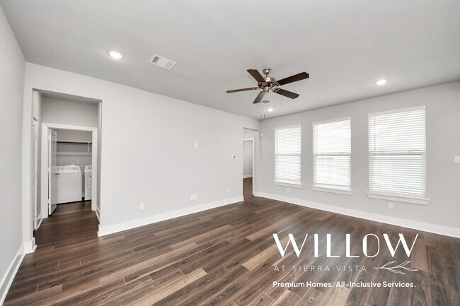 Building Photo - 10518 Moon Vly Ln