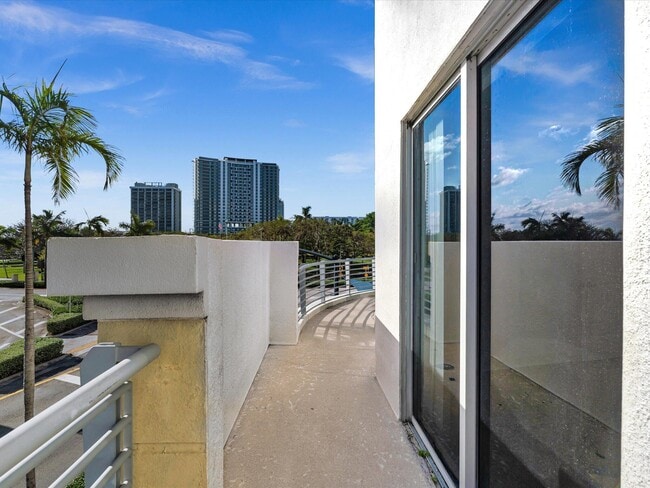 Building Photo - 1830 Radius Dr