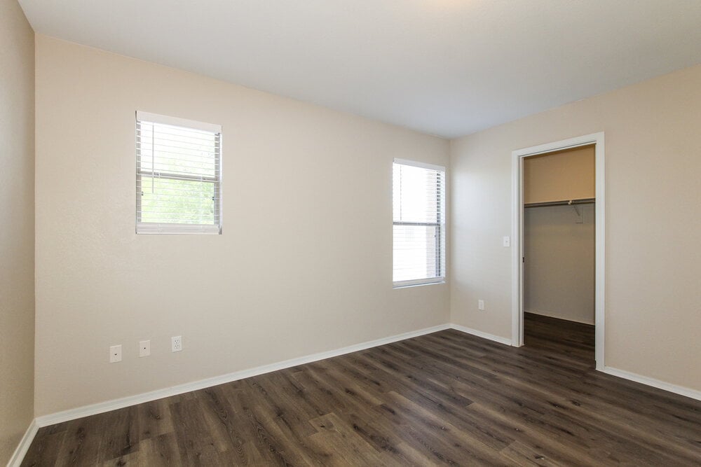 Building Photo - 17037 W Marshall Ln