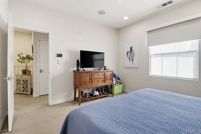 Building Photo - 2182 Cosmo Way