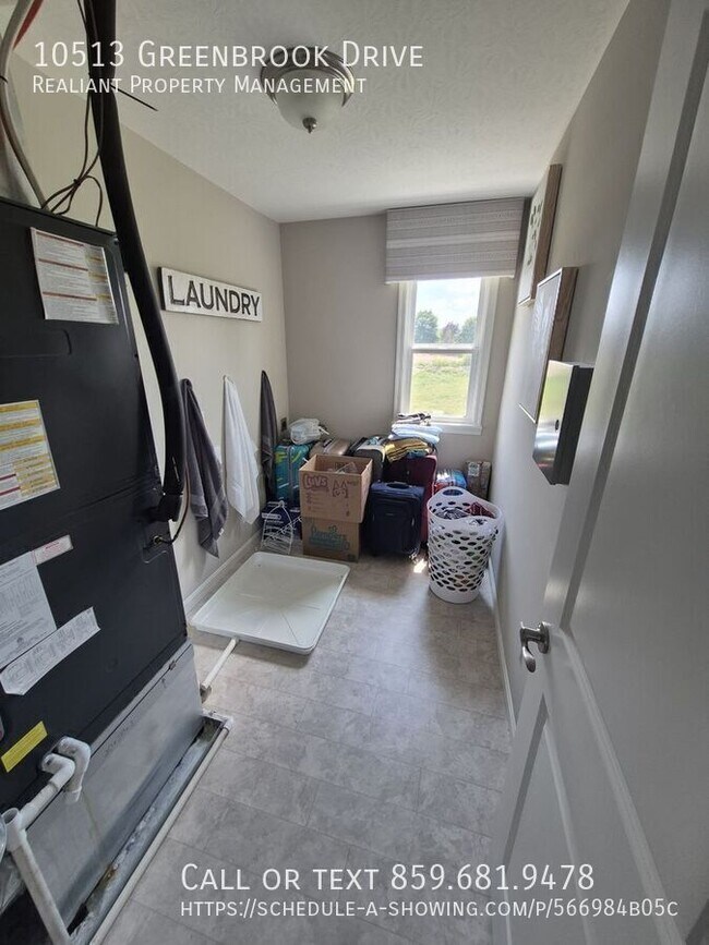 Building Photo - 10513 Greenbrook Dr
