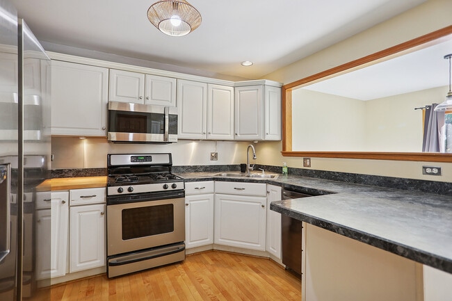 Building Photo - 17727 Mayher Dr