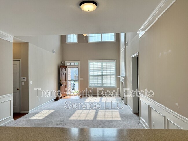 Building Photo - 484 Grayson Way