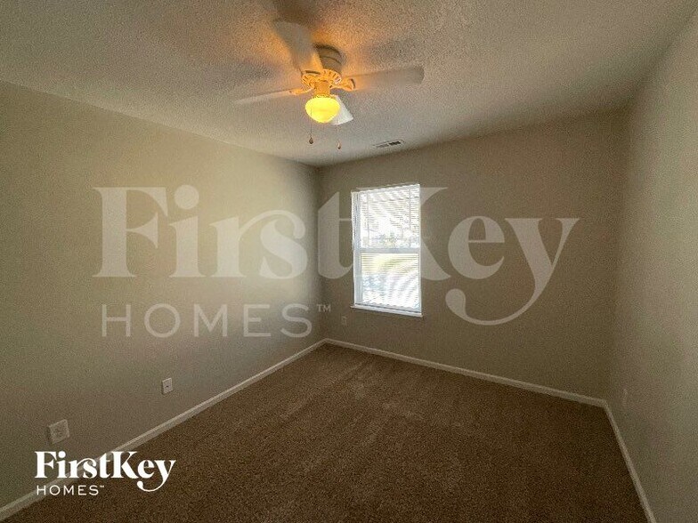 Building Photo - 5026 Oak Pasture Ln