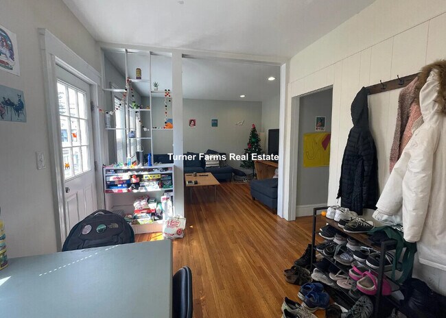 Building Photo - 23 Berwick Rd