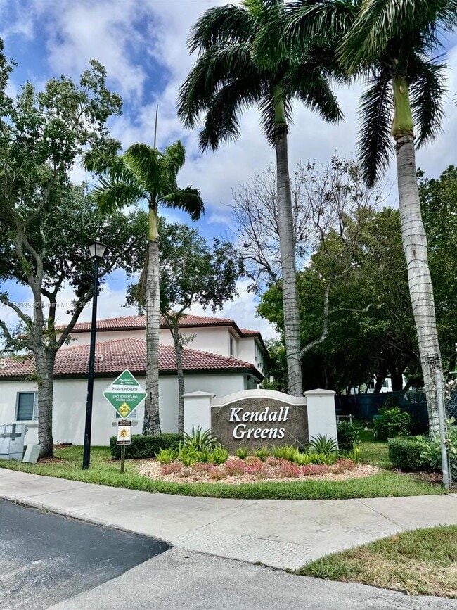 Building Photo - 8420 SW 150th Ave