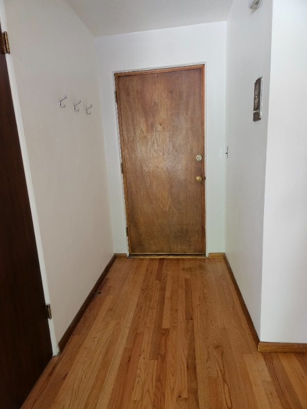 Building Photo - 530 W Olympic Pl