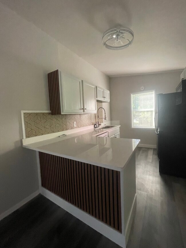 Building Photo - 1627 Mary George Ave NW