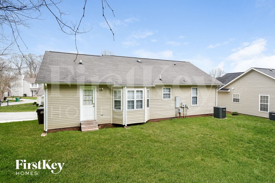 Building Photo - 2014 Carlisle Way