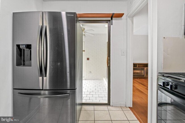 Building Photo - 5482 Cedar Ln