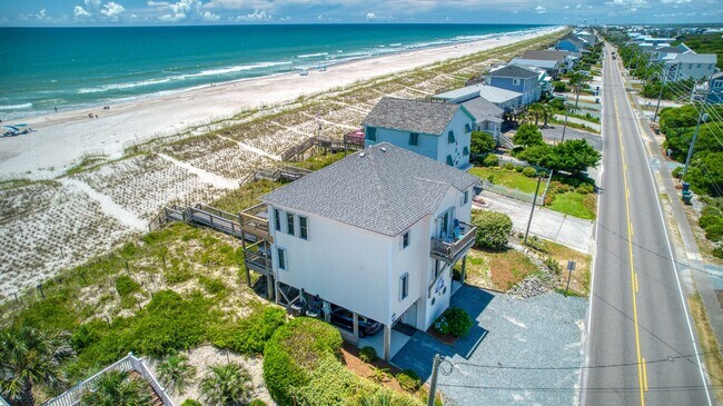 Building Photo - PLAN AND SECURE YOUR WINTER GETAWAY NOW, WHILE YOU HAVE THE BEST SELECTION