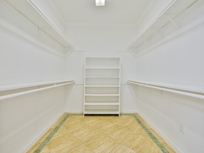 Building Photo - 12660 Briar Patch Dr