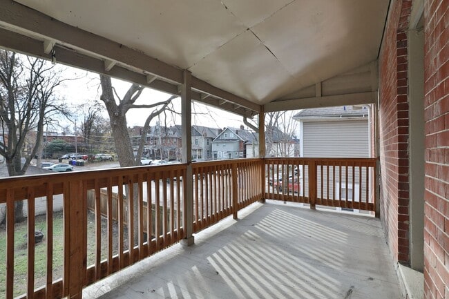 Building Photo - Incredible 6 Bedroom Home OSU Campus – Renovated, Spacious, and Move-In Ready!