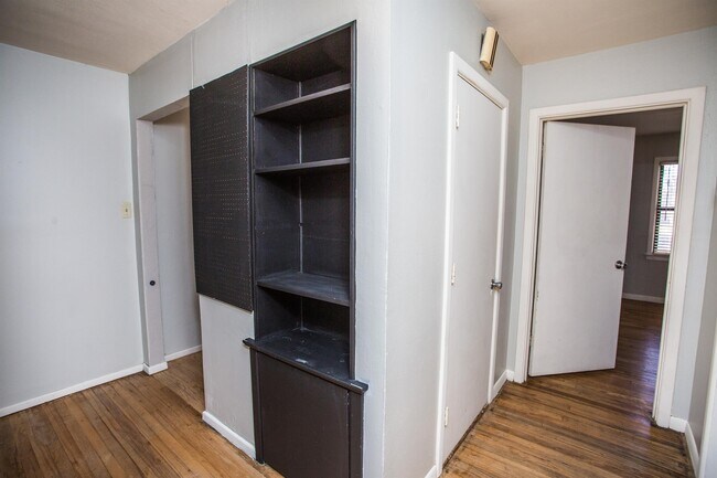 Building Photo - 4213 40th St