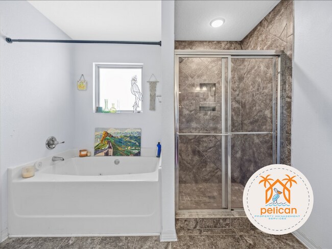 Building Photo - Amazing rental home in Pace, Florida