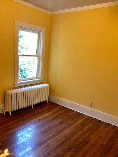 Building Photo - 3459 Beechwood Blvd