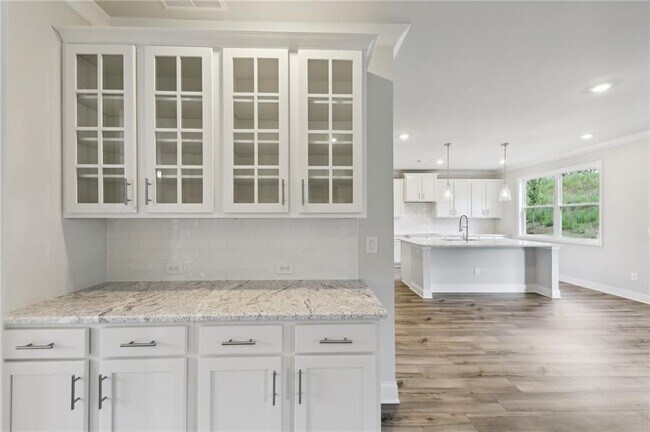 Building Photo - 6137 Black Pear Ln