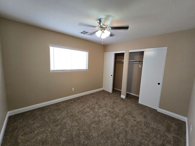 Building Photo - 4 Bedroom Rhodes Ranch Home for Rent