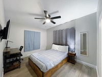 Building Photo - 321 E 4th St