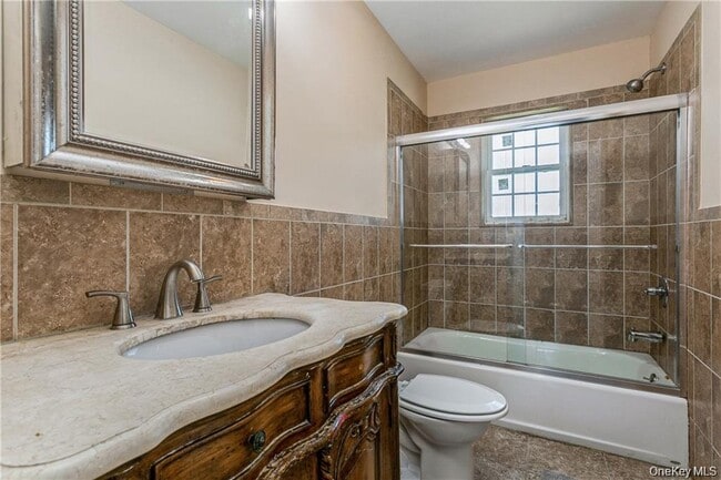 Building Photo - 39 Croydon Rd