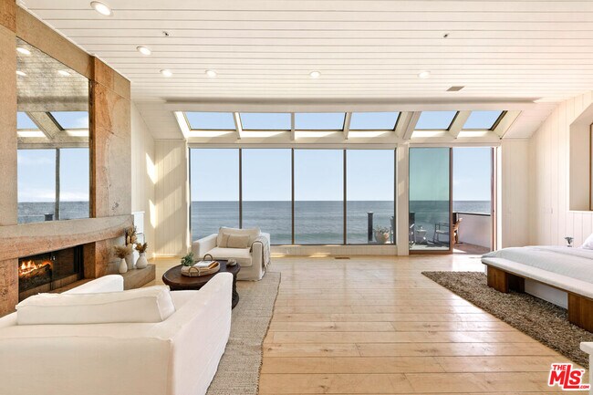 Building Photo - 27352 Pacific Coast Hwy