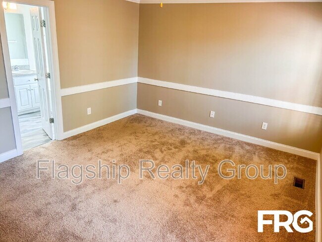 Building Photo - 2608 Chardon Ct