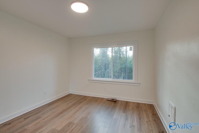 Building Photo - 2705 Wilson Dr NW