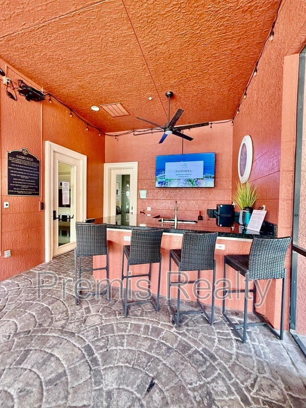 Building Photo - 2721 Via Murano