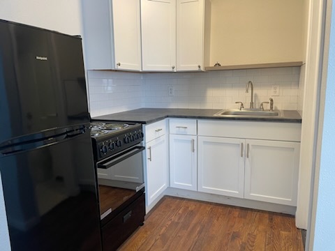 KITCHENETTE IN STUDIO - 1409 S Quaker Ave