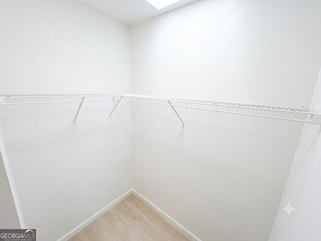 Building Photo - 1086 Blind Brook Cir