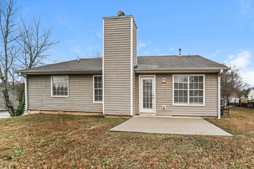 Building Photo - 1001 Maple Leaf Ridge