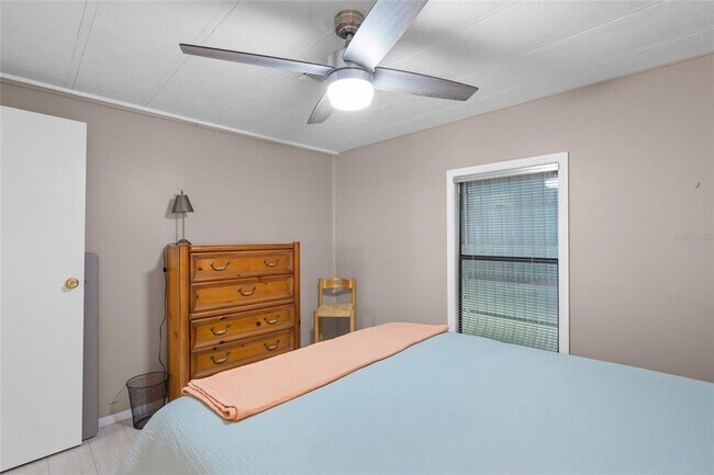 Building Photo - 925 Iglesia Dr